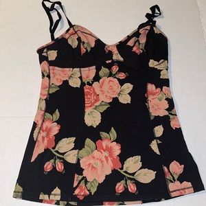 Aritzia (Talula) Size Medium tank top.